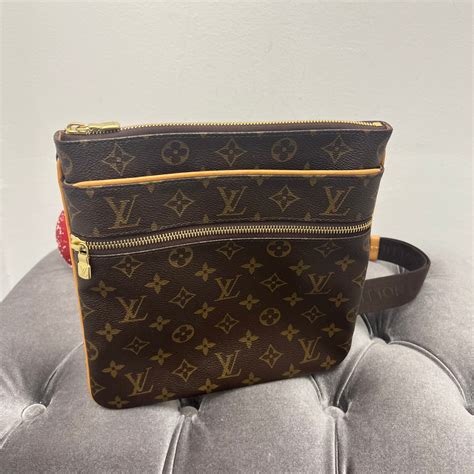 louis vuitton valmy|LOUIS VUITTON Monogram Pochette Valmy .